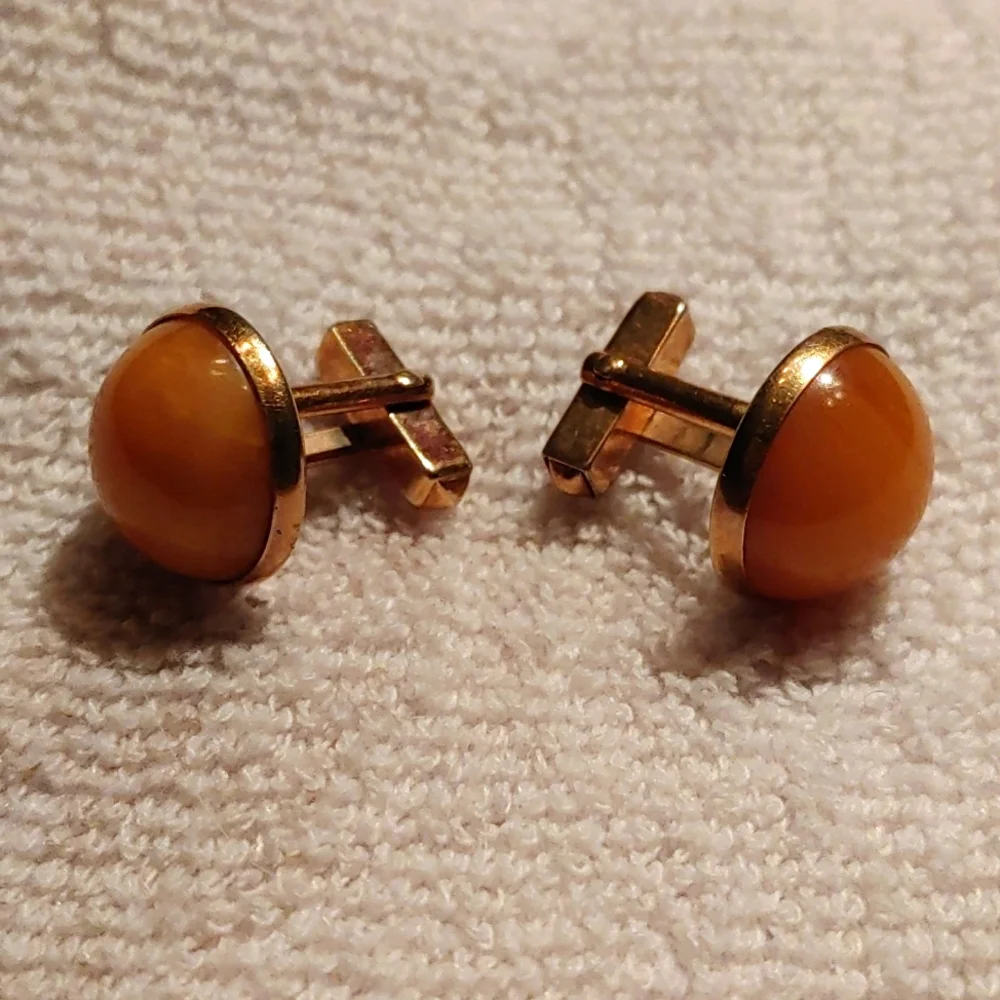 Vintage Swank Cuff Links Butterscotch Color